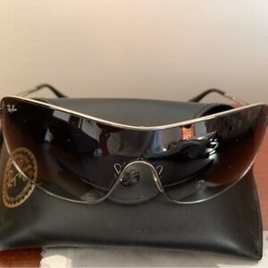 Ray-Ban Black Sunglasses